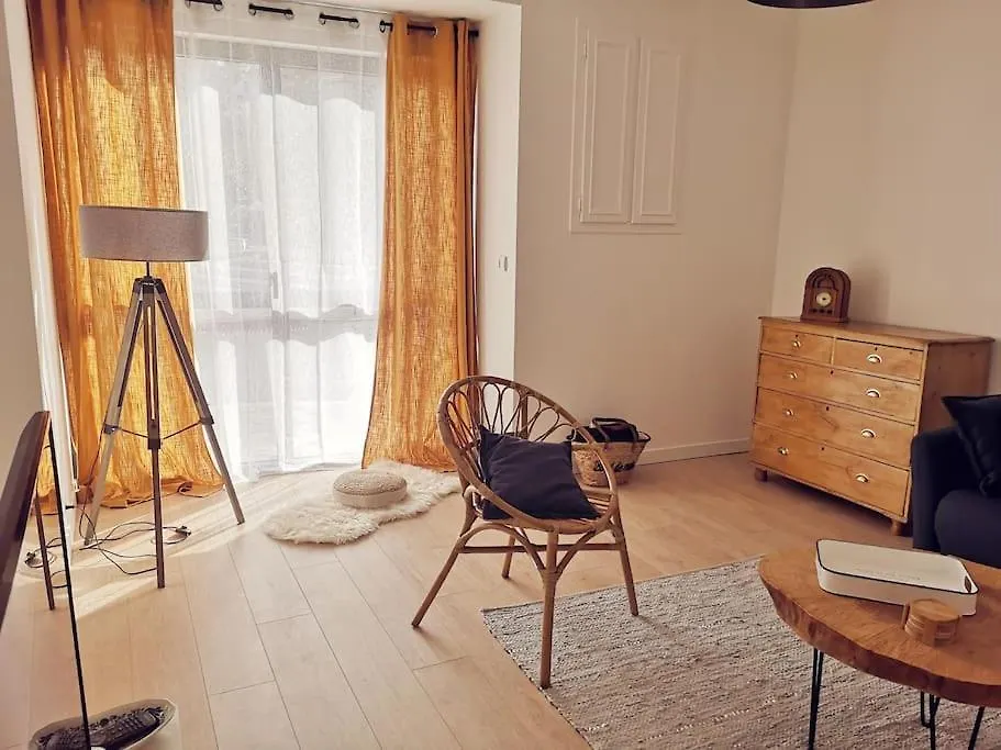 Maison 3,5km de la plage et proche Mont St Michel Saint-Broladre Hébergement de vacances